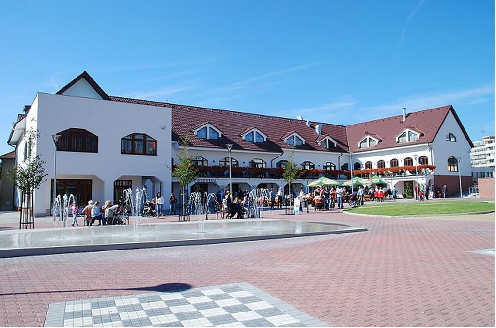Hotel Slunecni Dvur Brno Zewnętrze zdjęcie